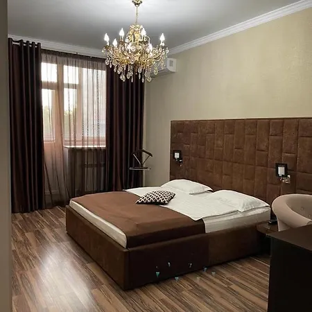 Апартаменты В Центре Города В Жк Арман Aktobe Exterior photo